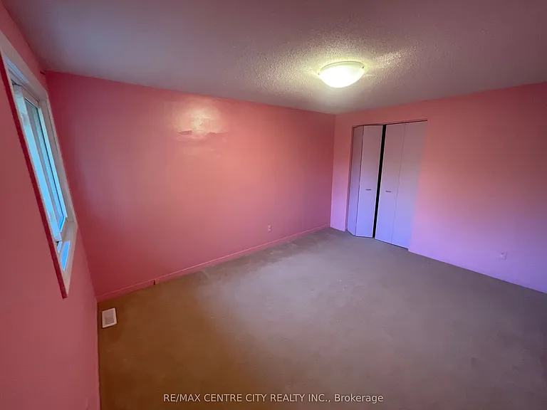 89 Highview Ave E #39 — Photo 14