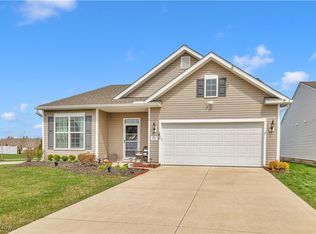 806 Cedar Crest Dr, Elyria, OH 44035