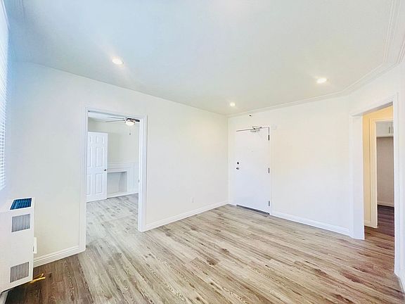 5th image of 1627 N Normandie Ave #15