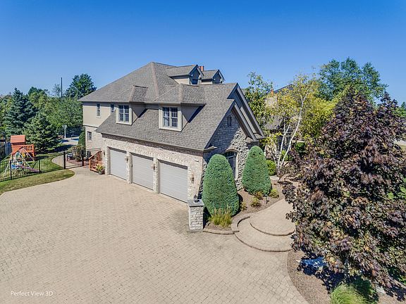 3rd image of 11884 Coquille Dr