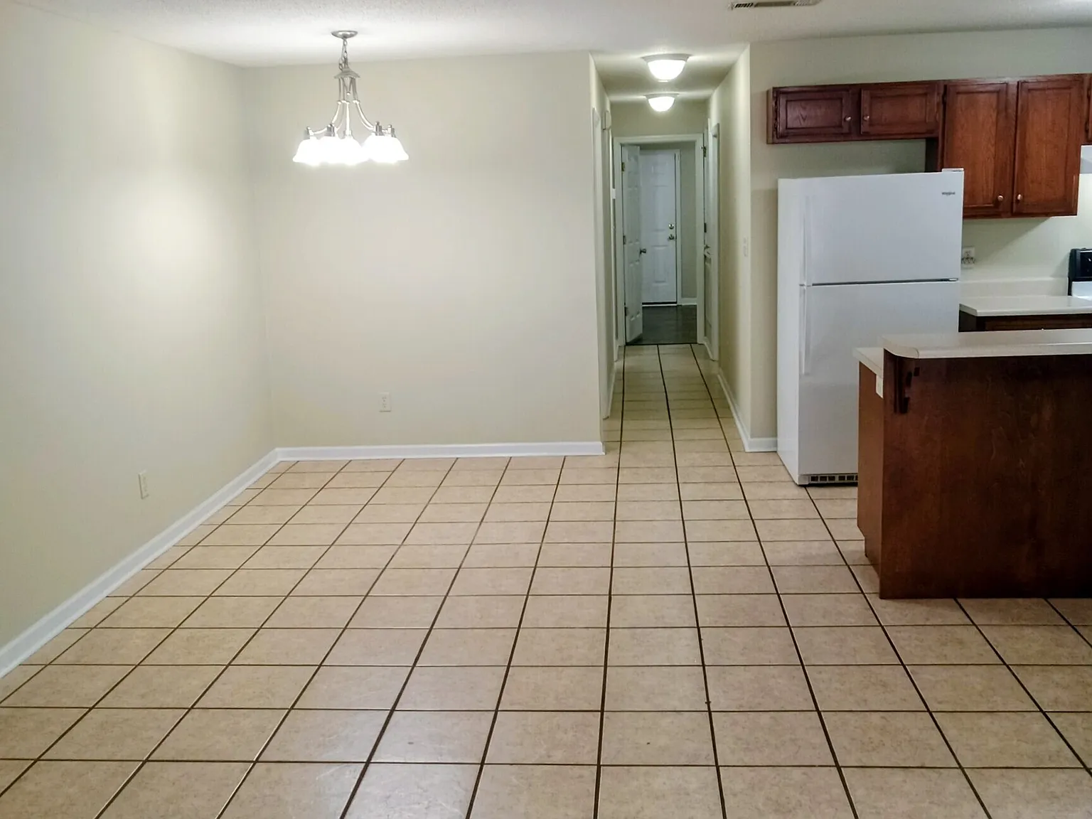 2 bed, 2.0 bath, 1139 sqft, $900 — Photo 4