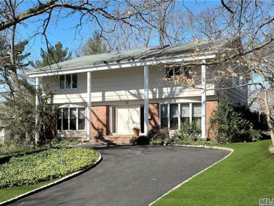 20 Melby Ln, Roslyn, NY, 11576