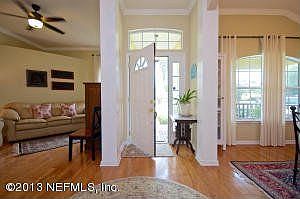 4th image of 752 Bonaire Cir