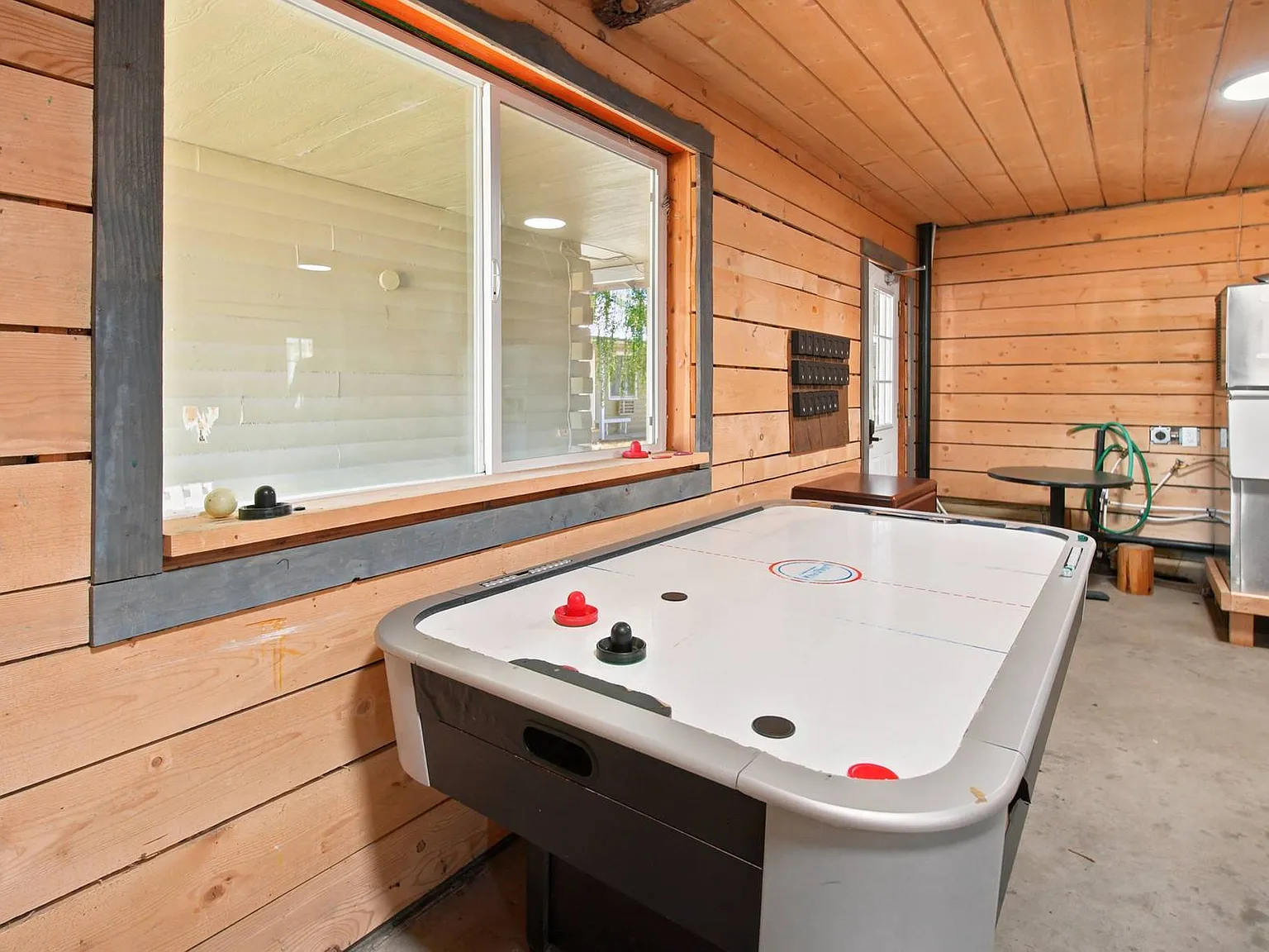 1 bed, $950 — Photo 2