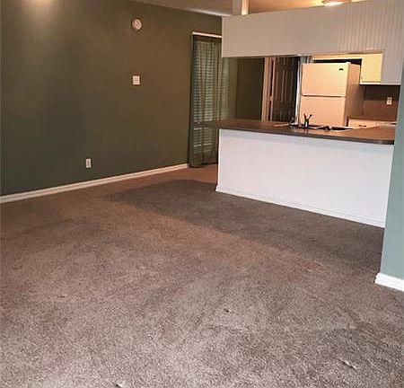 5th image of 702 Trenton St APT 6