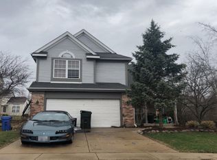 852 N Camden Ln, South Elgin, IL 60177