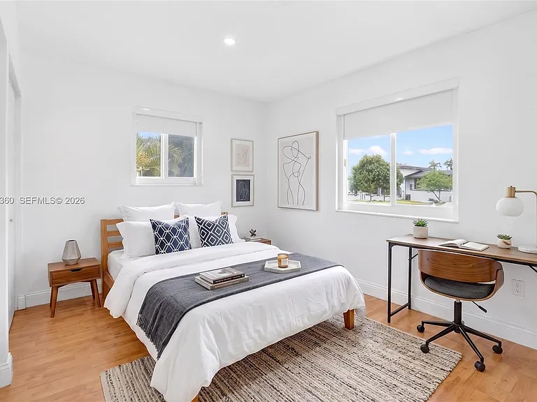 2131 SW 82nd Pl — Photo 18