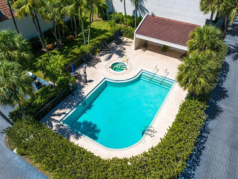 2335 S Ocean Blvd E #C-9 — Photo 49