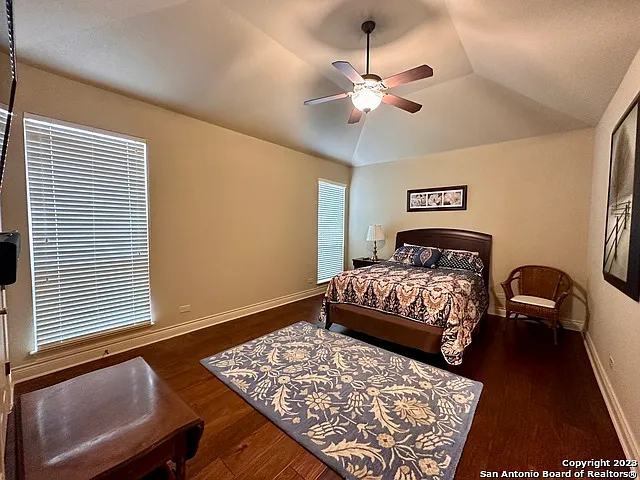 402 Cameron Cir — Photo 22
