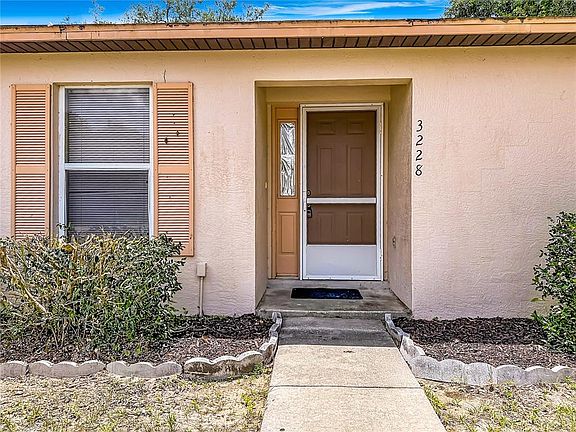 5th image of 3228 COURTNEY DRIVE