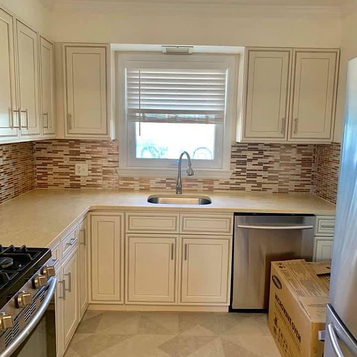 1st image of 151 Burgher Ave #1