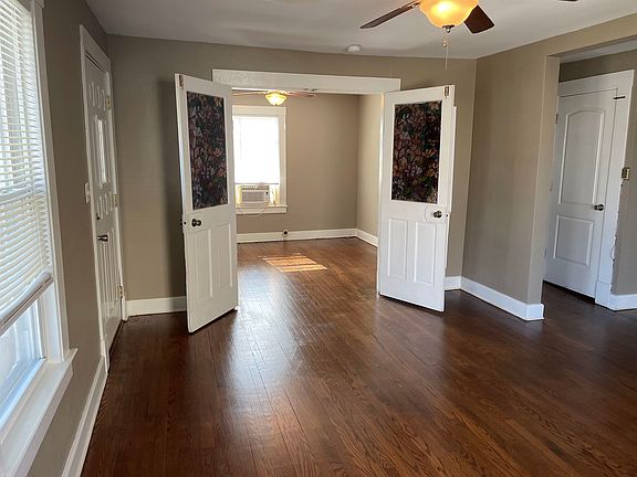2nd image of 649 Sherwood Ave
