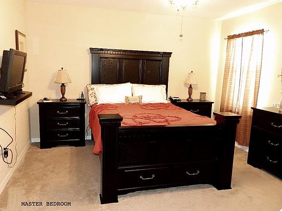 5th image of 947 Grapewood St