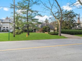 56 Edgehill Rd, Toronto, ON M9A4N5