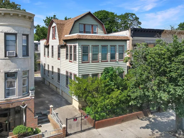 528 Bay Ridge Parkway, Brooklyn, NY 11209