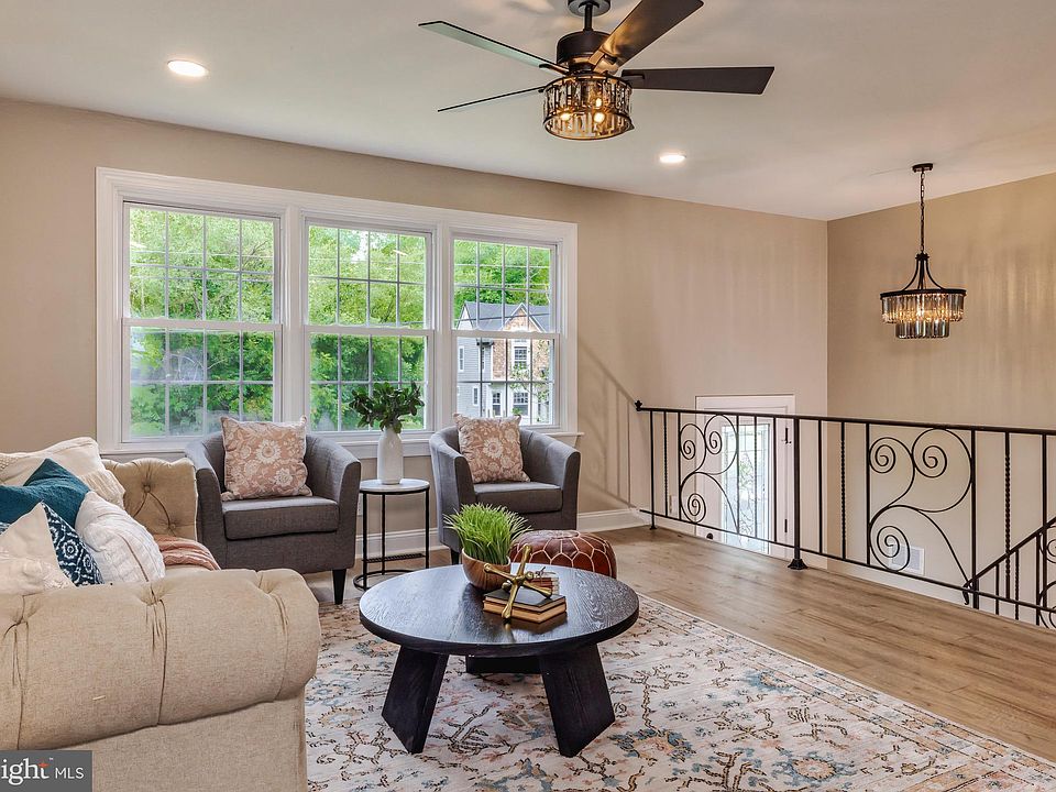 319 Davistown Rd, Blackwood, NJ 08012 | Zillow