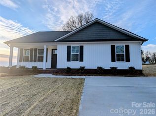 816 Evergreen Ave, Kannapolis, NC 28081