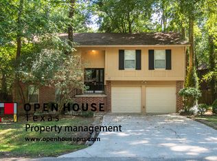 17 Brookflower Rd, Spring, TX 77380