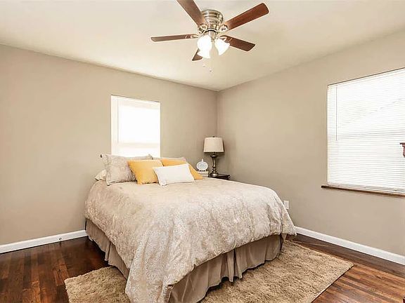 5th image of 3279 Macklind Ave