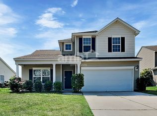 121 Decatur Dr, Summerville, SC 29486