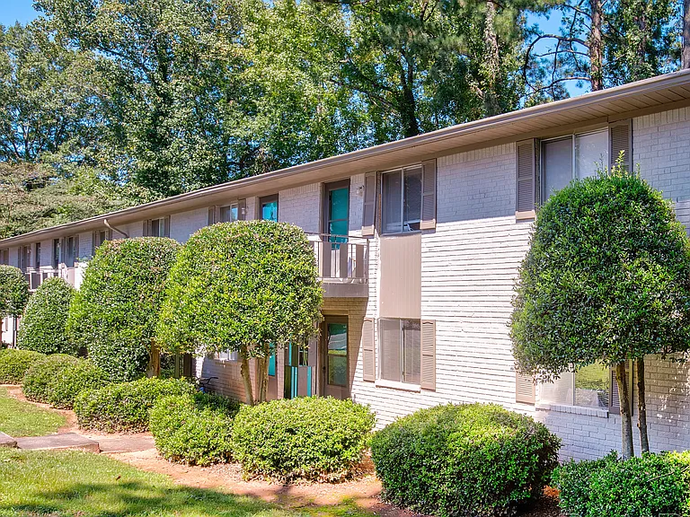 Summit Grove — Photo 8