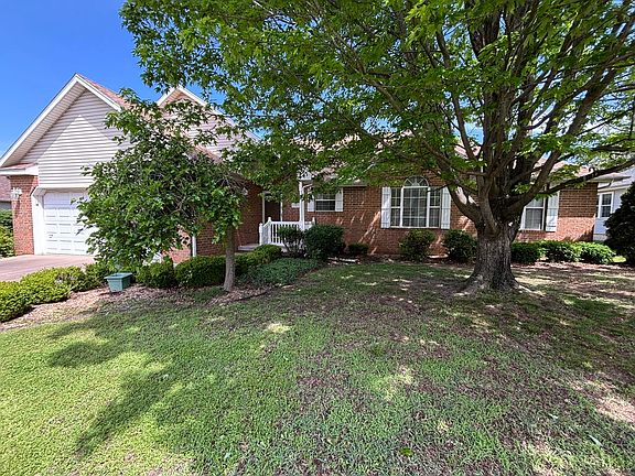 2nd image of 3317 Willow Lane