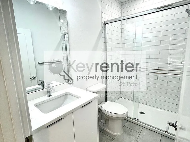 2703 N 24th St #1 — Photo 16