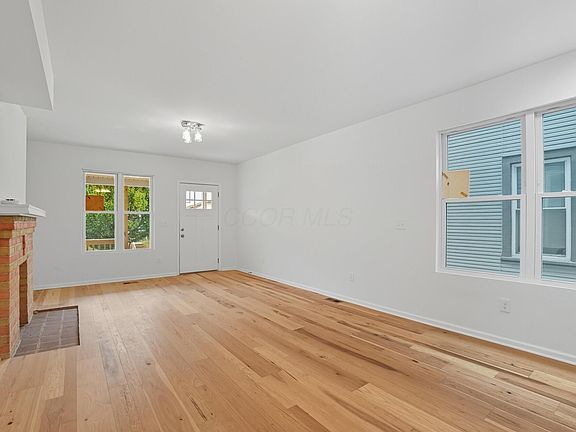 4th image of 780-782 Seymour Ave