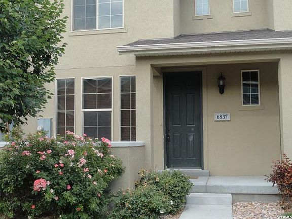 2nd image of 6837 N Bigelow Dr