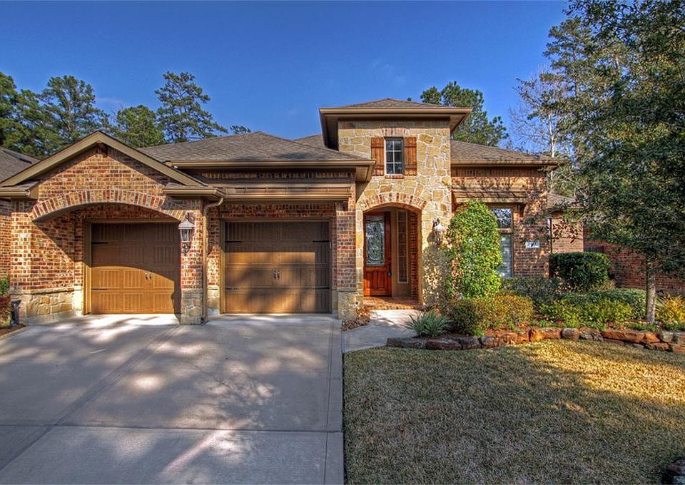 1st image of 2415 E Village Green Cir