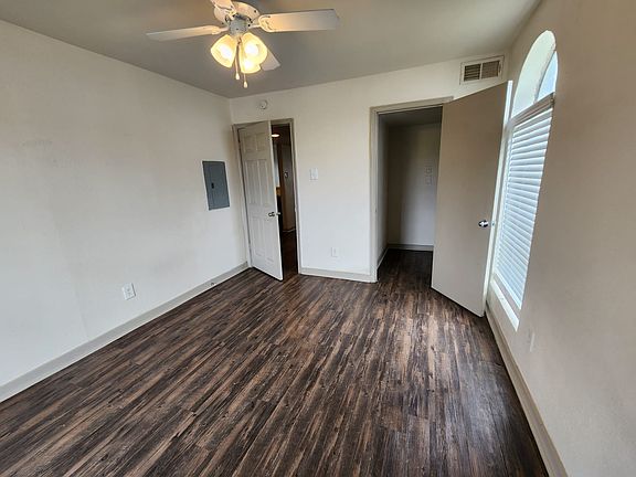 5th image of 1540 Chenault St #D2a42fad8