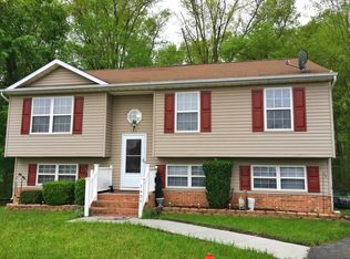 7409 Danalu Ct, Fredericksburg, VA 22407