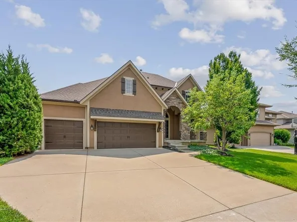 10841 S Hastings St, Olathe, KS 66061