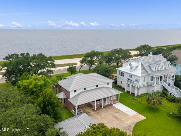 2211 Beach Blvd, Pascagoula, MS 39567