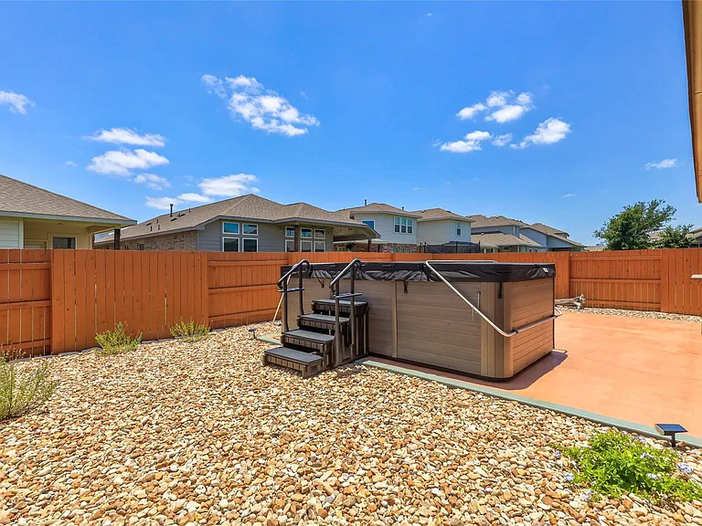 205 Penna Ln — Photo 30