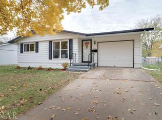 1313 Dalton Dr, Normal, IL 61761