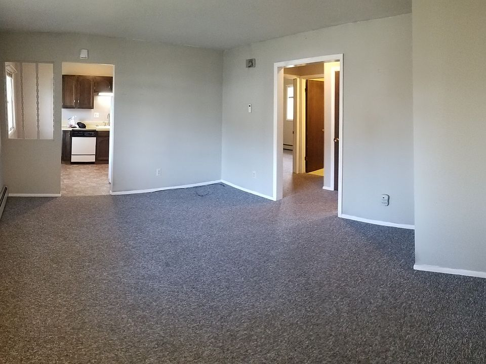 1st image of 805 Northpointe Cir APT A