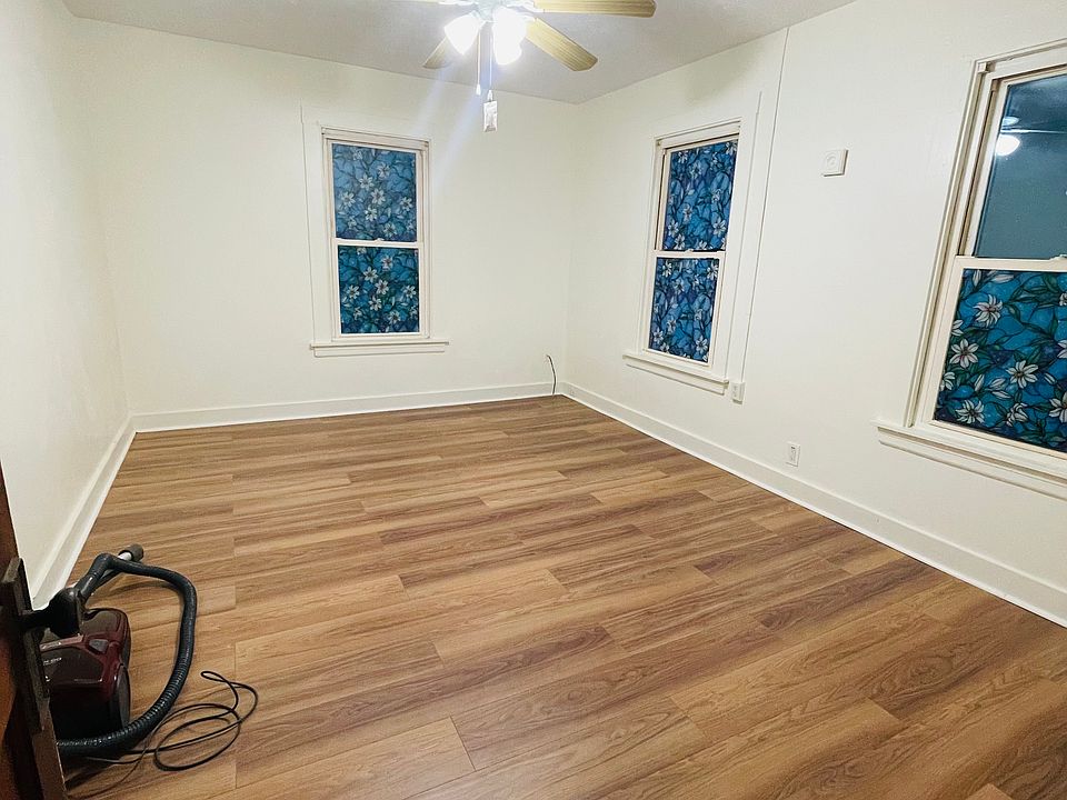 2nd image of 22 Lafayette St #22
