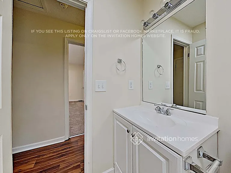 4042 Maxanne Dr NW — Photo 14