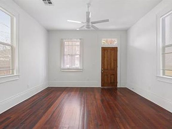 4th image of 1832 Baronne St #A
