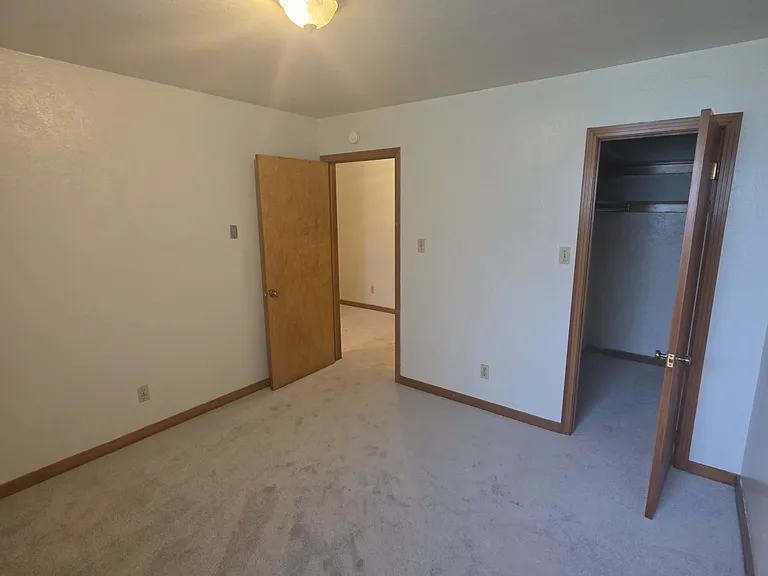 600 Henderson Ave #1 — Photo 6