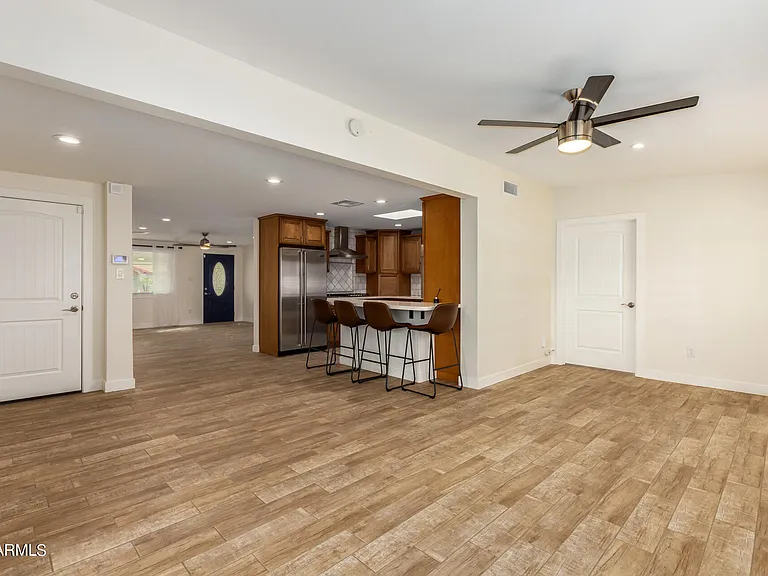 13838 N 37th Way — Photo 8