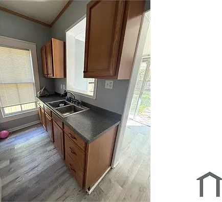 3 bed, 1090 sqft, $2,225 — Photo 3
