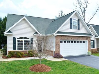 48 Victoria Park Dr, Hendersonville, NC, 28792