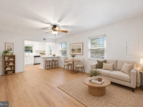 2304 Fairview Ter, Alexandria, VA 22303