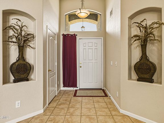 4th image of 43500 W HILLMAN Drive