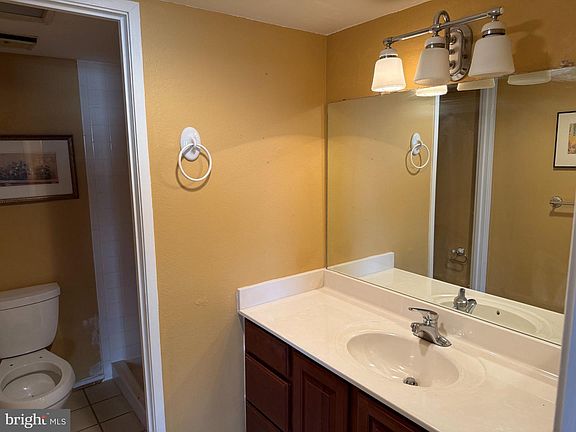 3rd image of 6101 Edsall Rd APT 1007