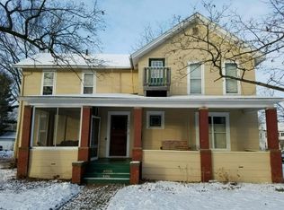 1003 9th St E, Menomonie, WI 54751