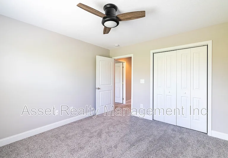 338 Broadberry Ave — Photo 27