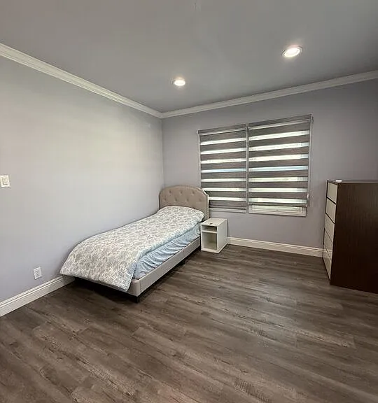 731 Crenshaw Blvd — Photo 12